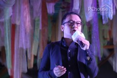 <b>”通过他们诙谐的言语</b>
